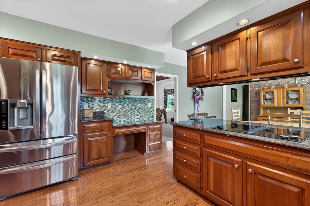 202 S Stourbridge Road Versailles KY 40383