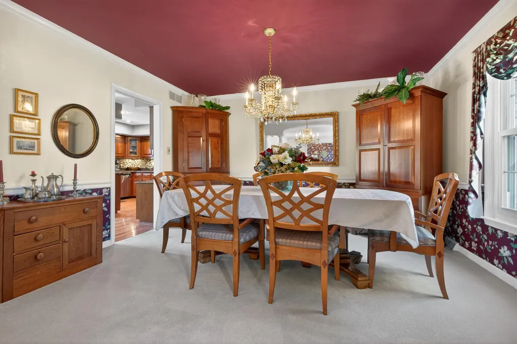 202 S Stourbridge Road Versailles KY 40383