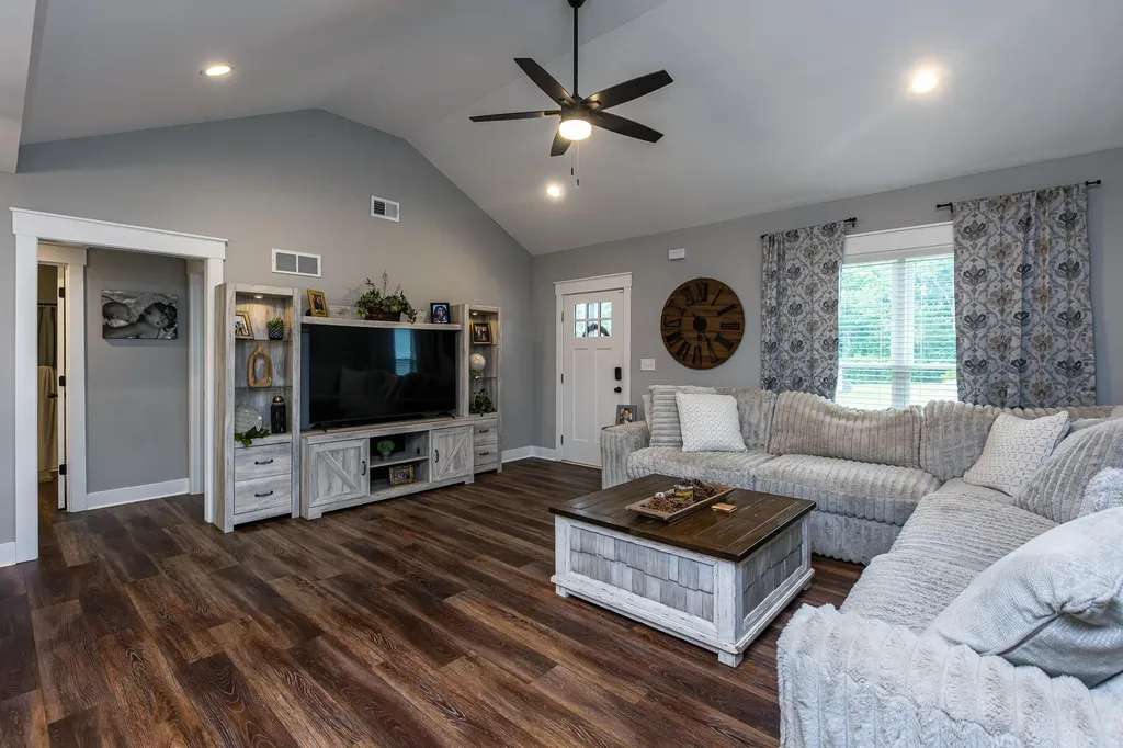 132 Allyson Circle Junction City KY 40440