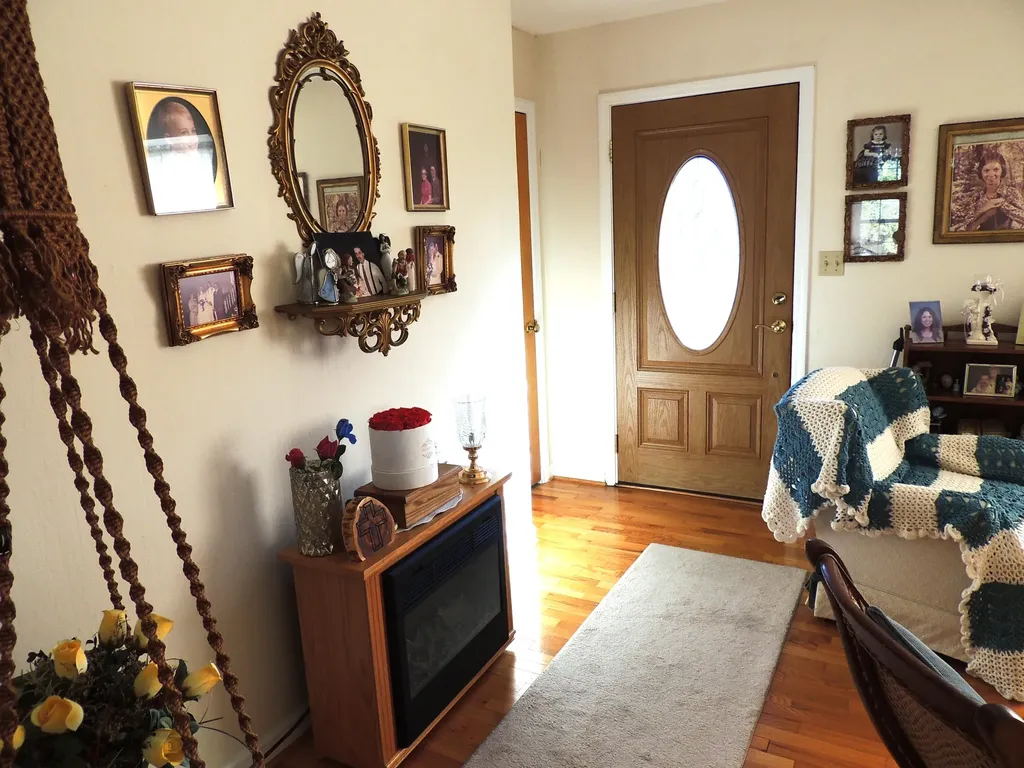 635 Wren Avenue Frankfort KY 40601