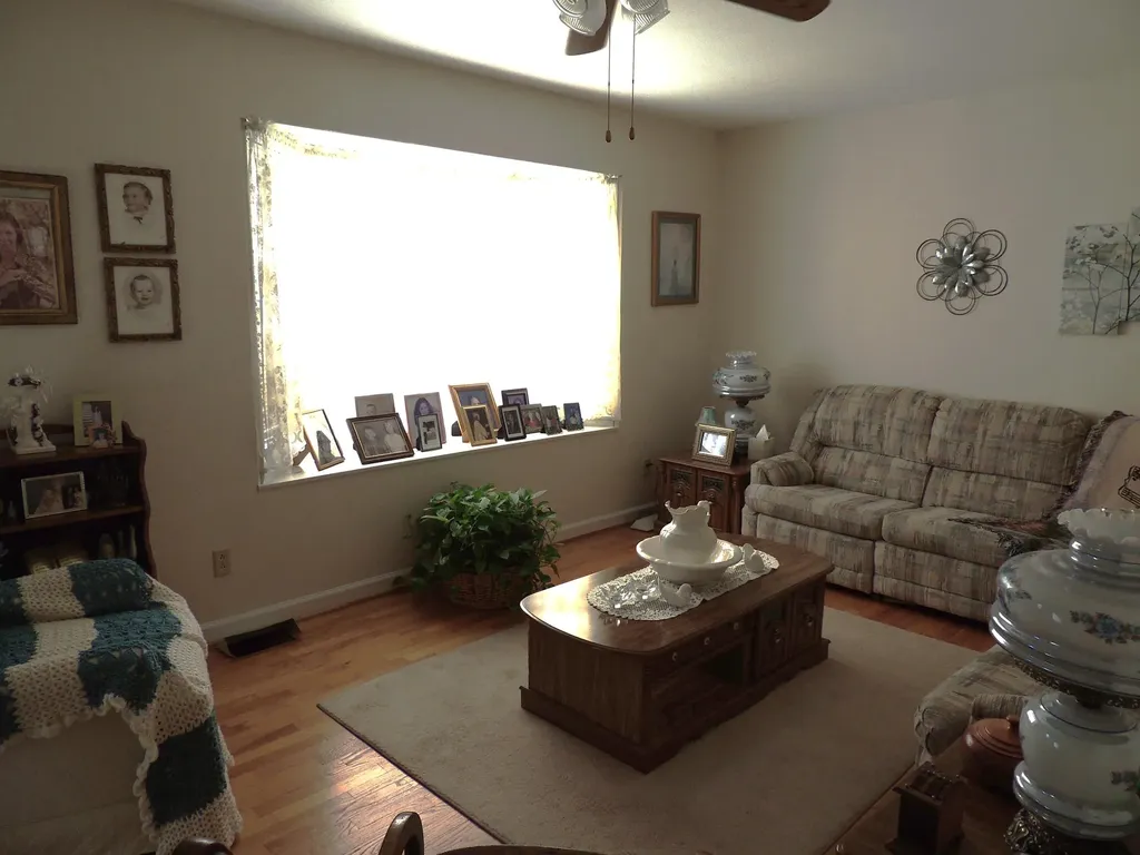 635 Wren Avenue Frankfort KY 40601
