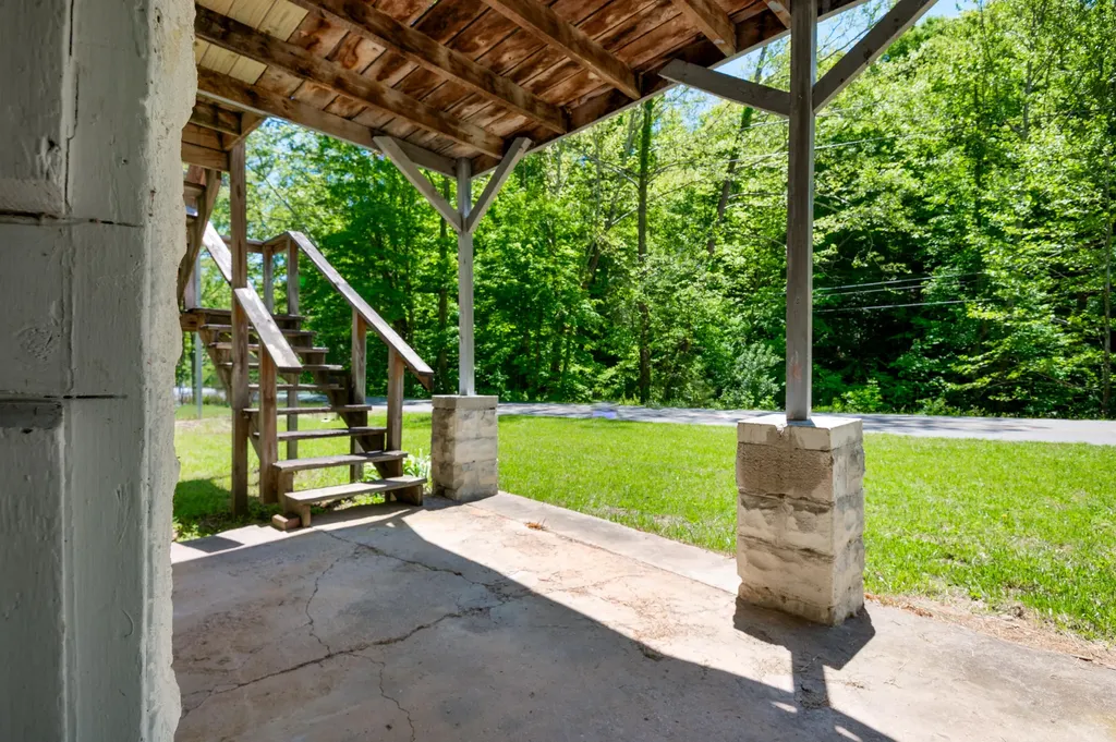 2222 Sandy Gap Road Somerset KY 42501