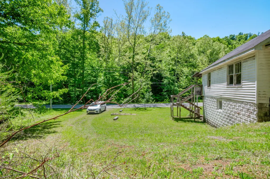 2222 Sandy Gap Road Somerset KY 42501