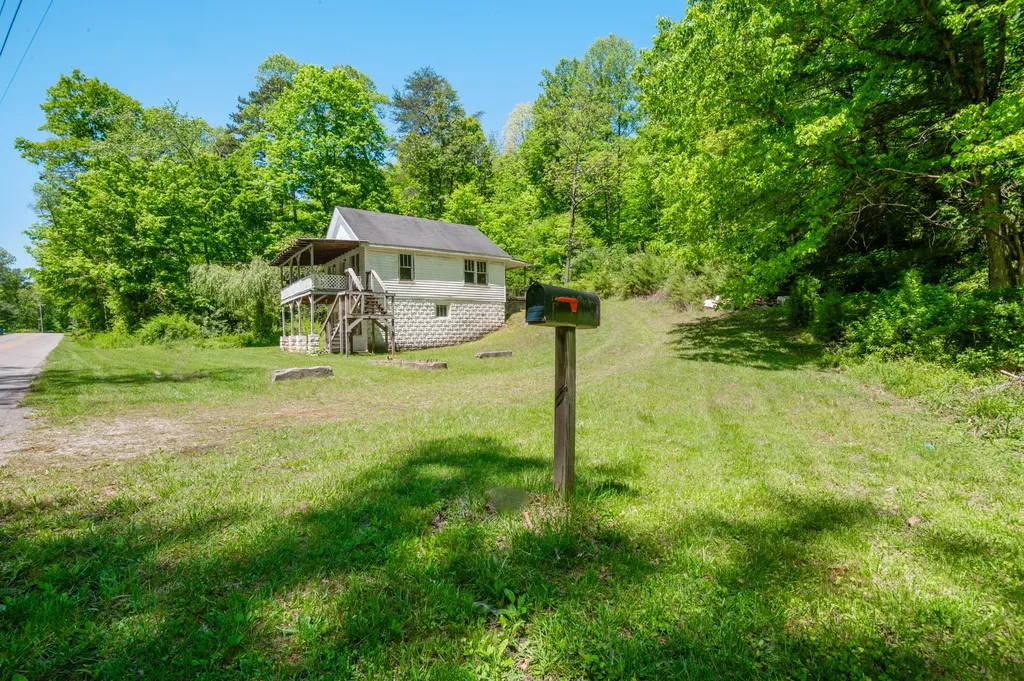 2222 Sandy Gap Road Somerset KY 42501