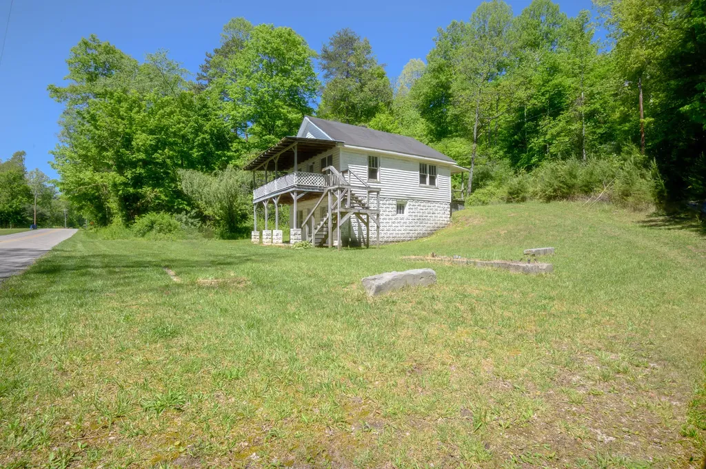 2222 Sandy Gap Road Somerset KY 42501