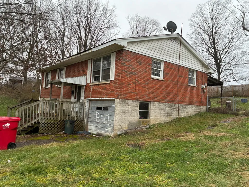 209 5th Street Cynthiana KY 41031