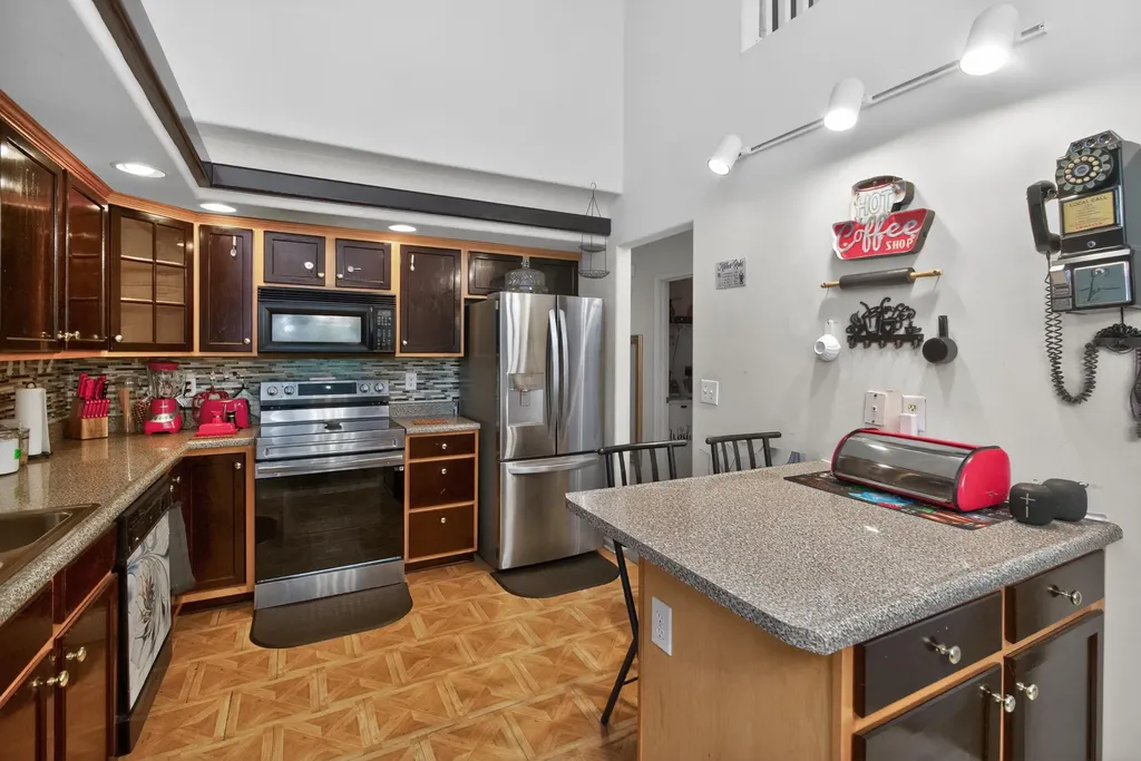 2700 Green Valley Court Lexington KY 40511