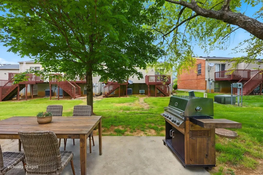 3691 Lochdale Terrace Lexington KY 40514