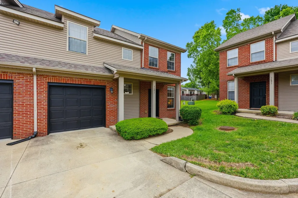 3691 Lochdale Terrace Lexington KY 40514