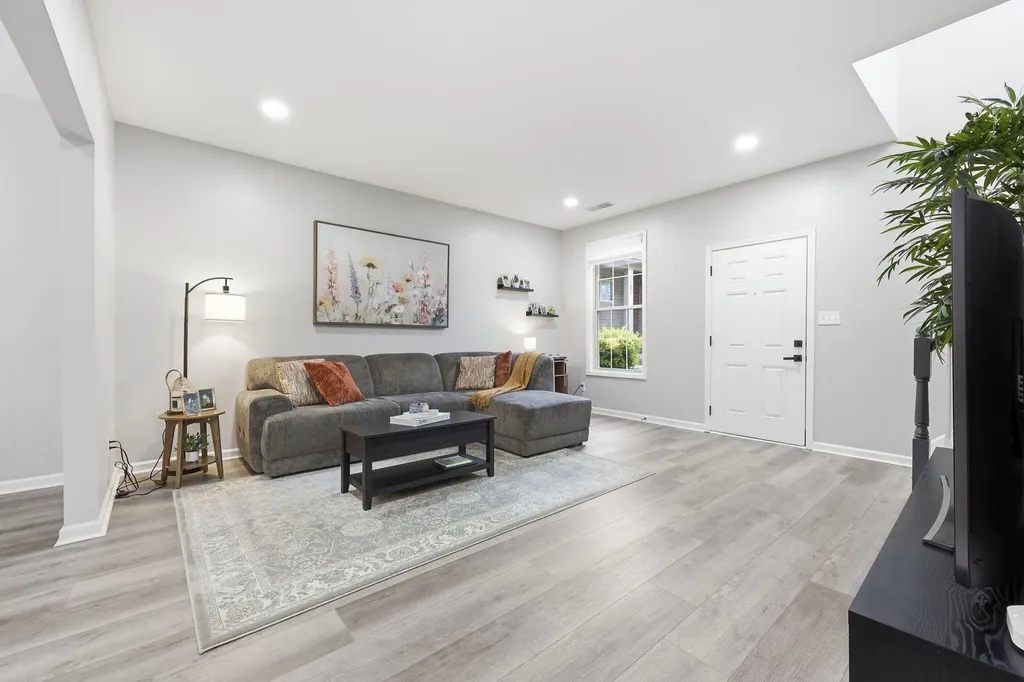 3691 Lochdale Terrace Lexington KY 40514