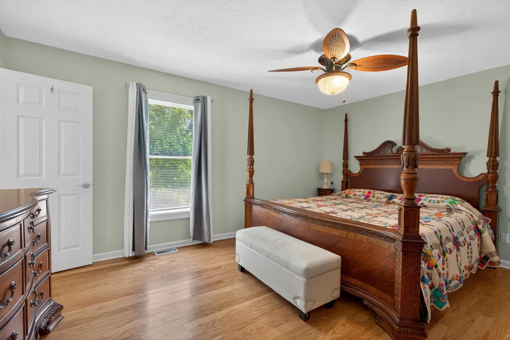 1136 Chinoe Road Lexington KY 40502