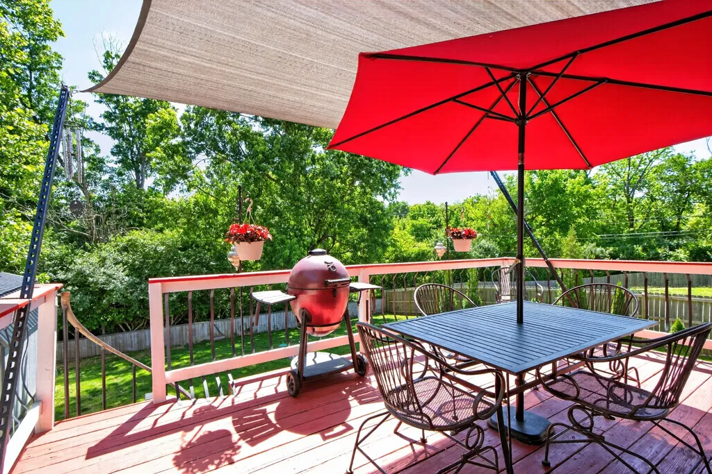 1136 Chinoe Road Lexington KY 40502