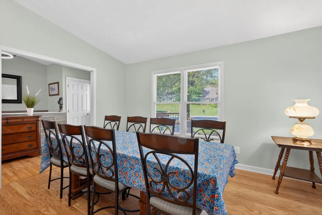 1136 Chinoe Road Lexington KY 40502