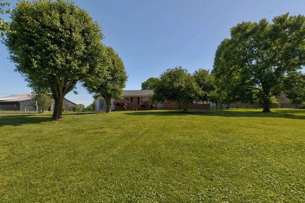 4389 Mccormick Road Mt Sterling KY 40353