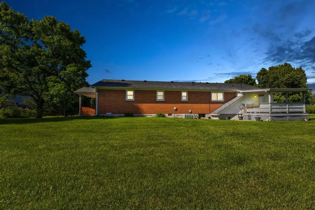 4389 Mccormick Road Mt Sterling KY 40353