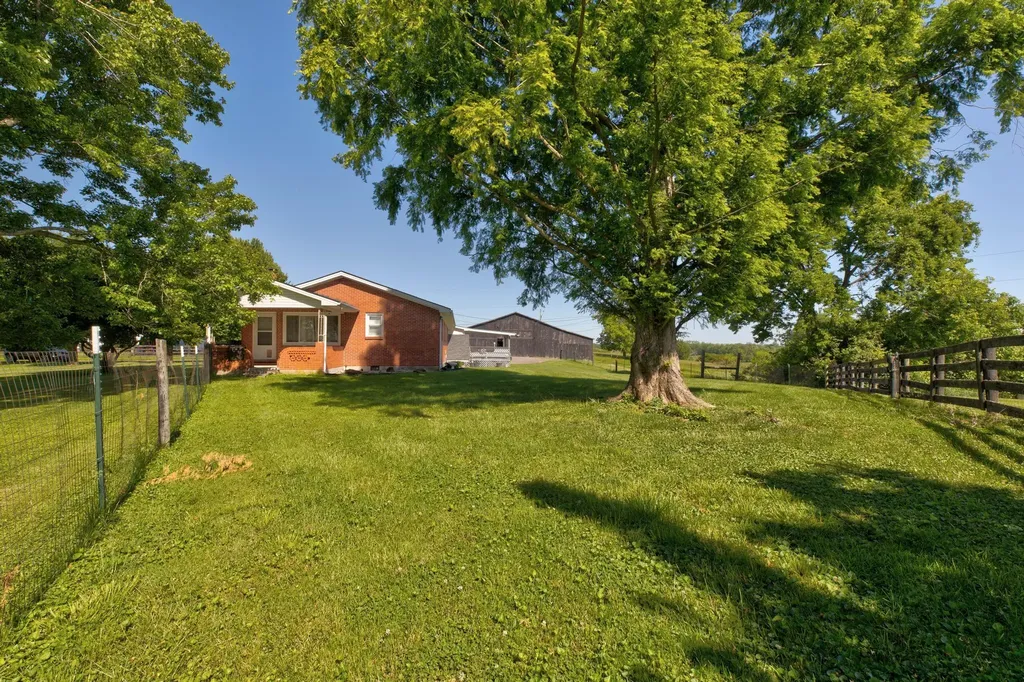 4389 Mccormick Road Mt Sterling KY 40353