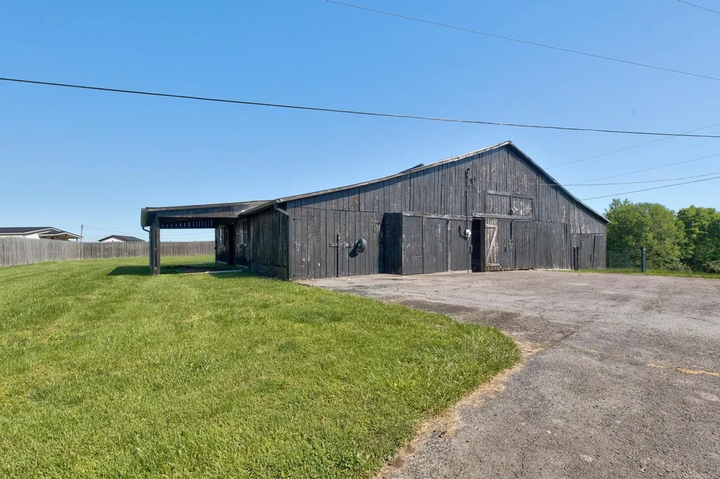 4389 Mccormick Road Mt Sterling KY 40353