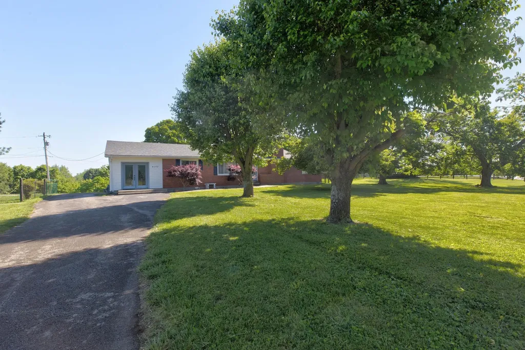 4389 Mccormick Road Mt Sterling KY 40353