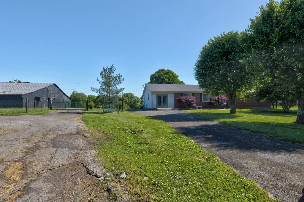 4389 Mccormick Road Mt Sterling KY 40353