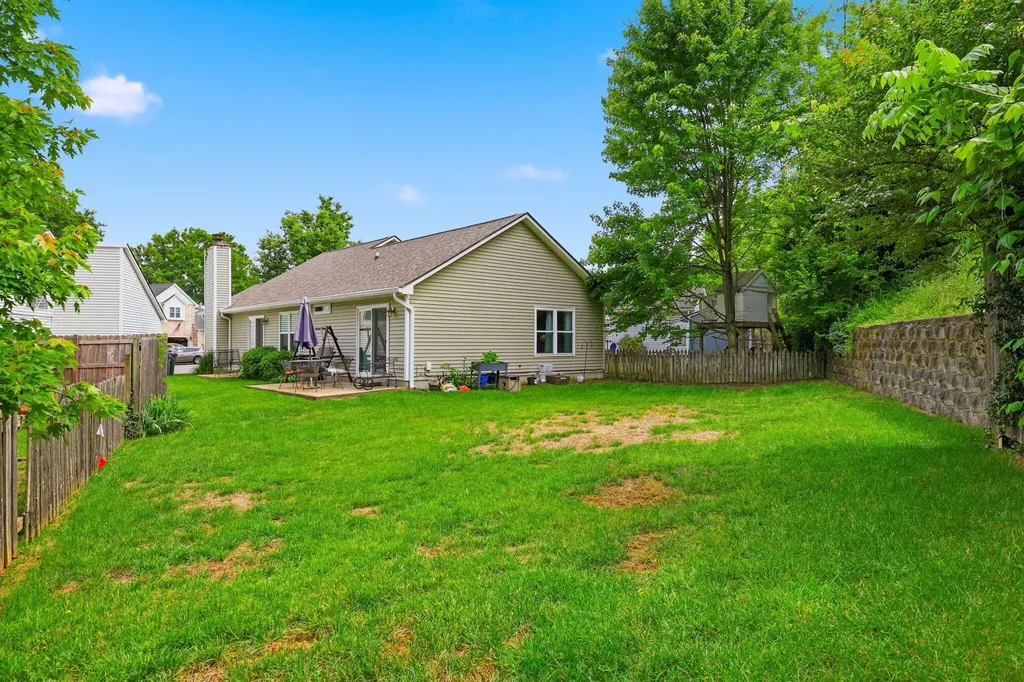 4205 Heathmoor Court Lexington KY 40514