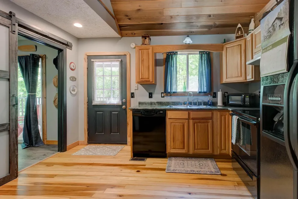 154 Fern Drive Wellington KY 40387