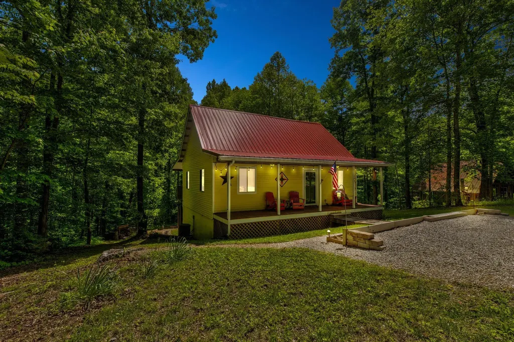 154 Fern Drive Wellington KY 40387
