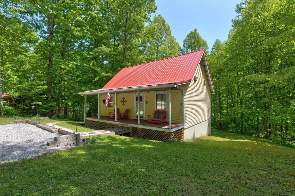 154 Fern Drive Wellington KY 40387