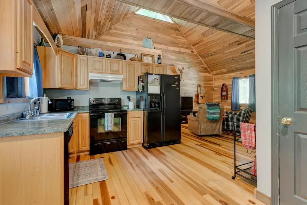 154 Fern Drive Wellington KY 40387