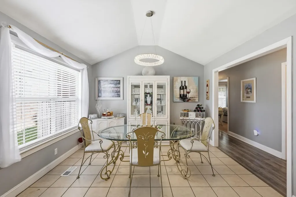 315 Douglas Court Richmond KY 40475