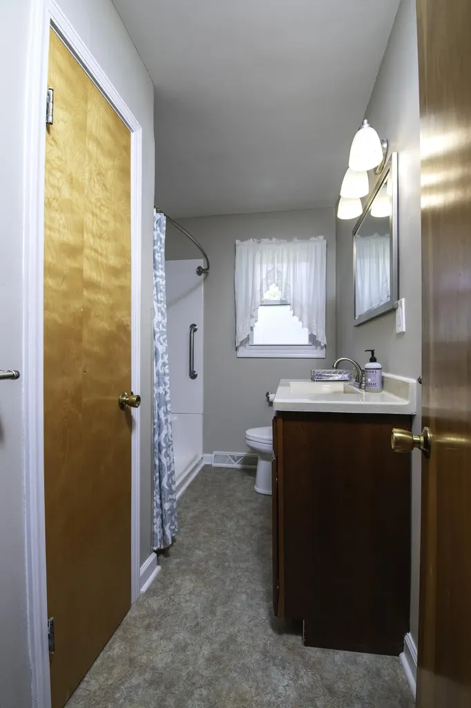 122 Preston Court Versailles KY 40383