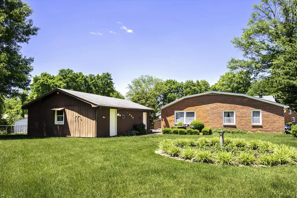 122 Preston Court Versailles KY 40383