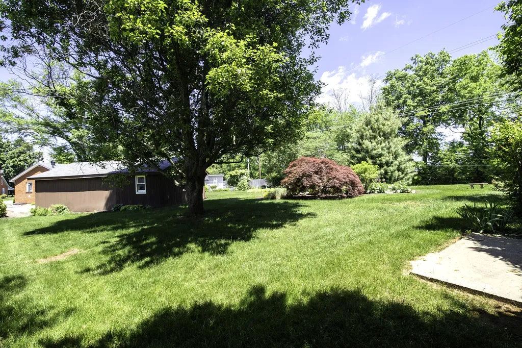 122 Preston Court Versailles KY 40383