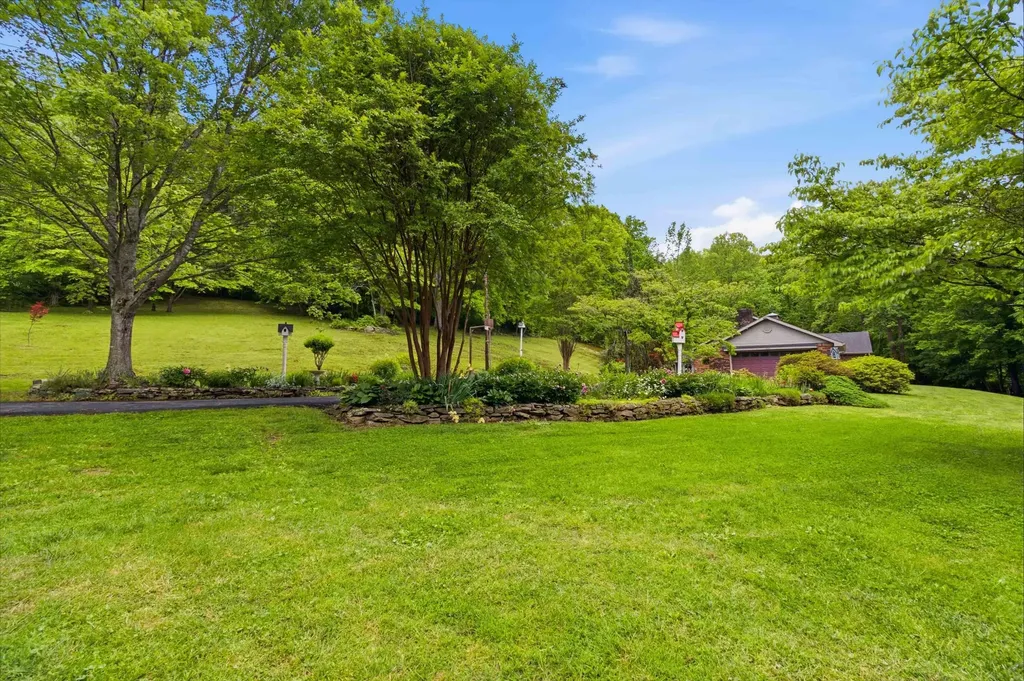 330 Cornett Drive Wallins KY 40873