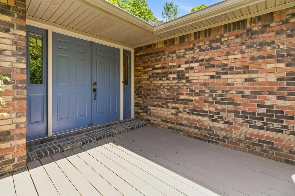 330 Cornett Drive Wallins KY 40873