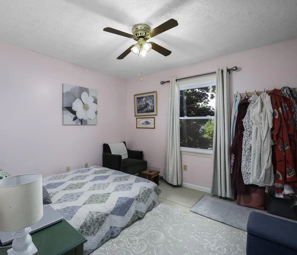 203 Westridge Court Versailles KY 40383