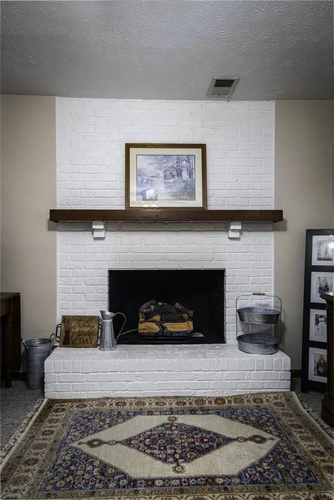 203 Westridge Court Versailles KY 40383
