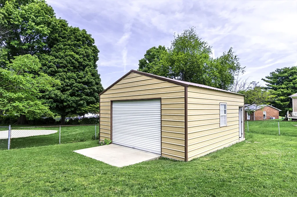 203 Westridge Court Versailles KY 40383