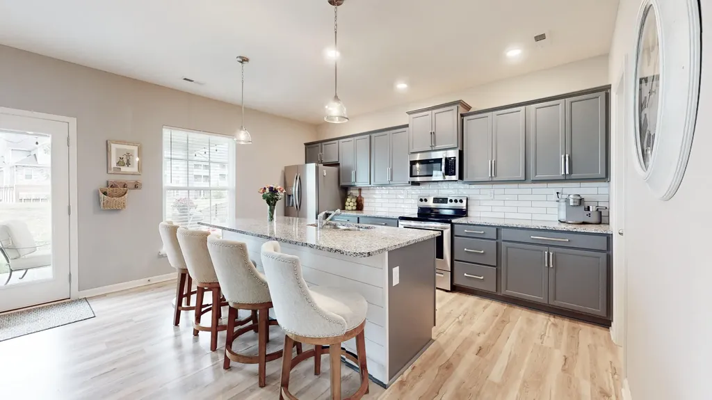637 Dahlia Drive Lexington KY 40511