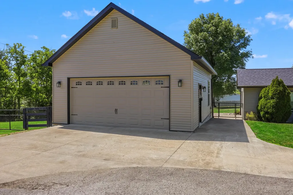 1169 Union City Road Richmond KY 40475