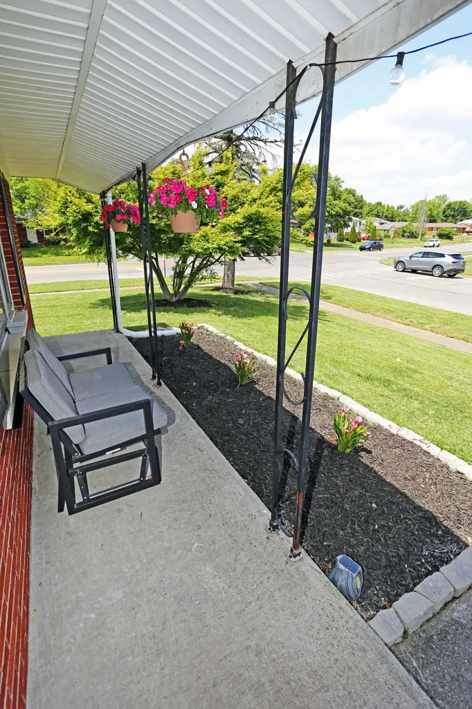 2198 Garden Springs Drive Lexington KY 40504