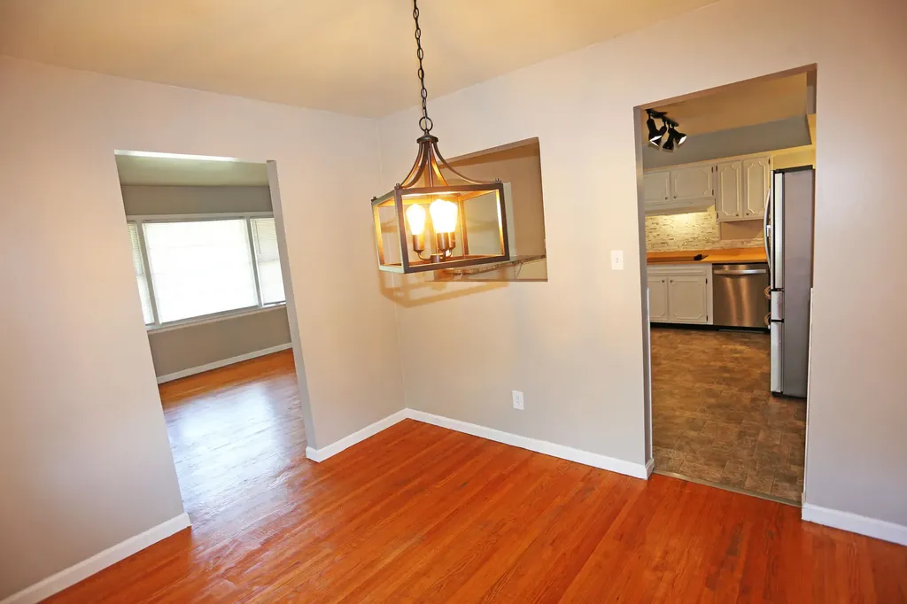 2198 Garden Springs Drive Lexington KY 40504