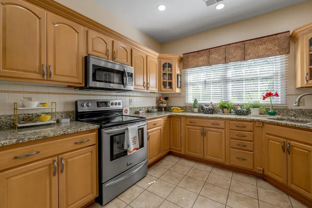 109 Tradition Circle Lexington KY 40509