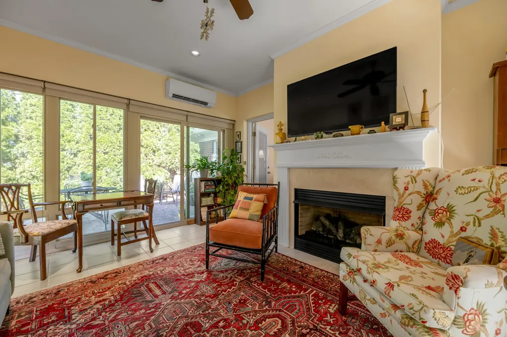109 Tradition Circle Lexington KY 40509
