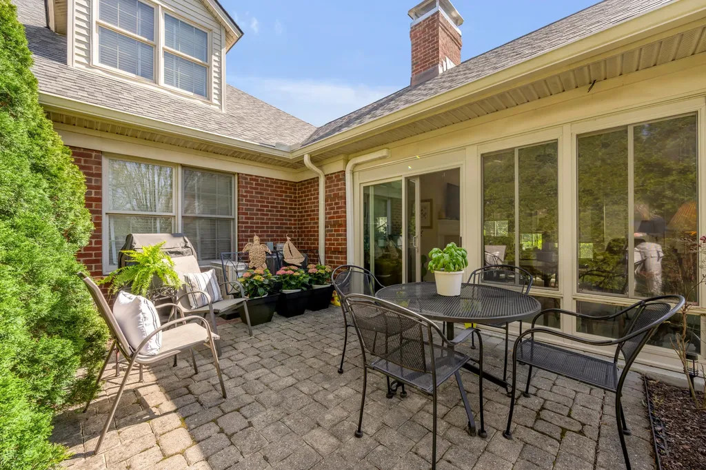 109 Tradition Circle Lexington KY 40509