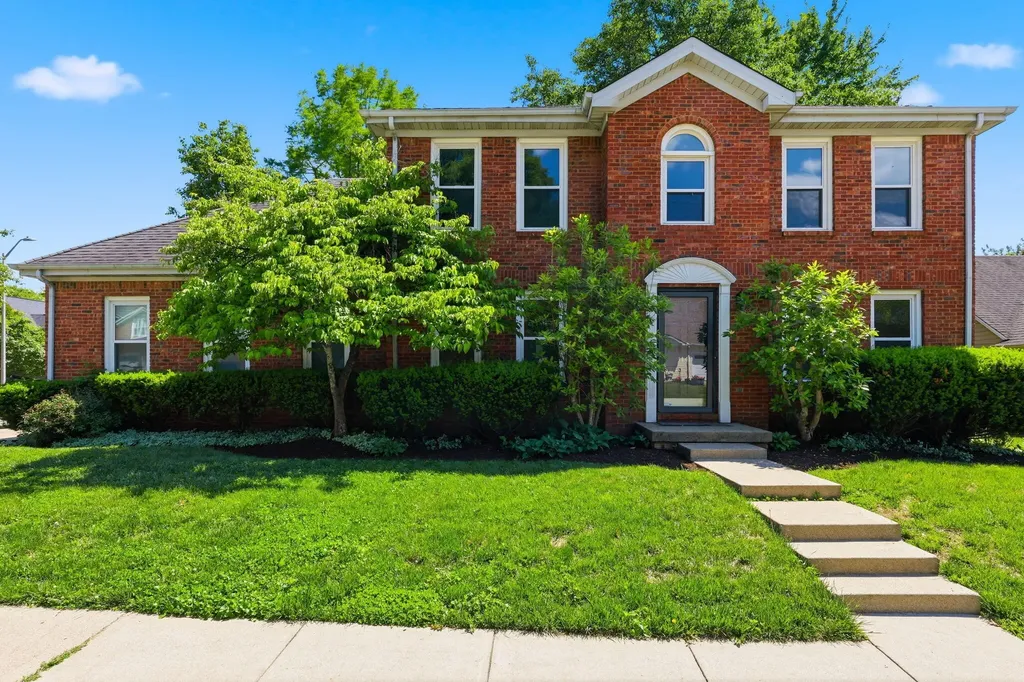 1140 Parklawn Drive Lexington KY 40517