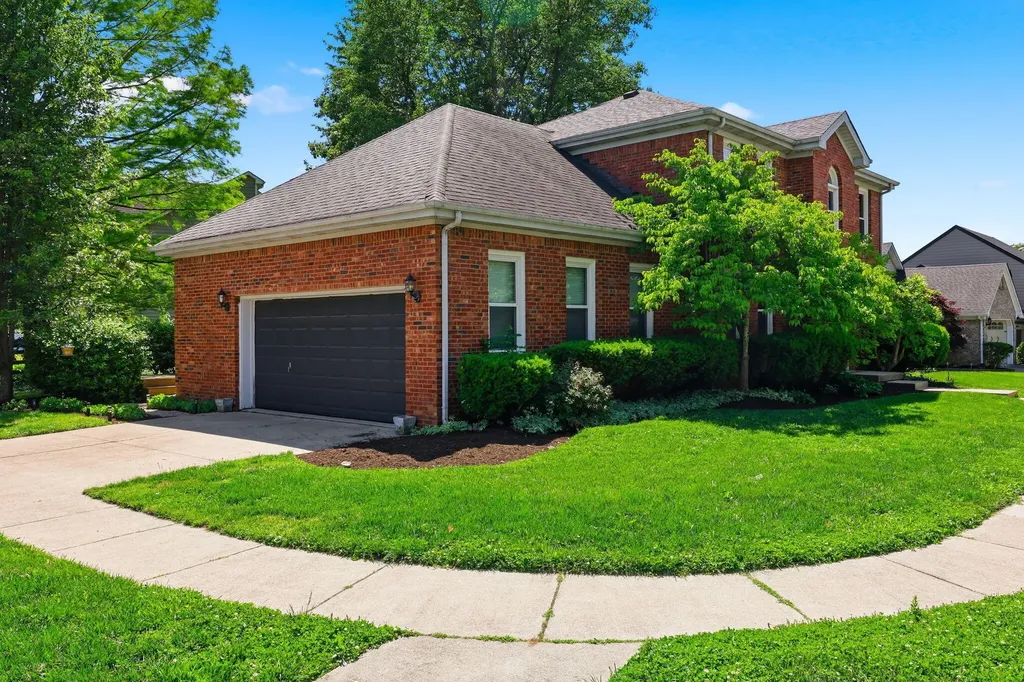 1140 Parklawn Drive Lexington KY 40517