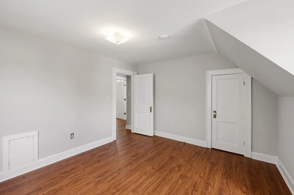 339 S Main Street Winchester KY 40391