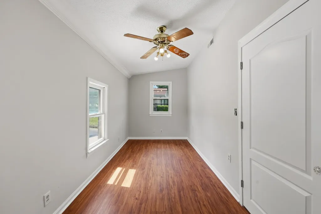 339 S Main Street Winchester KY 40391