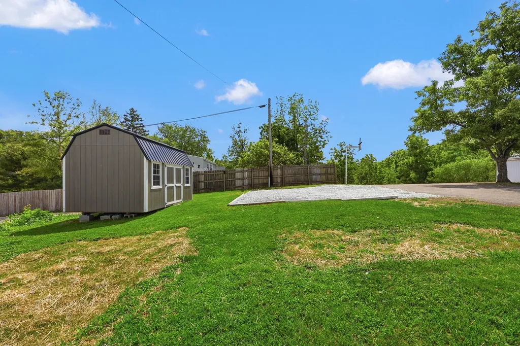 339 S Main Street Winchester KY 40391