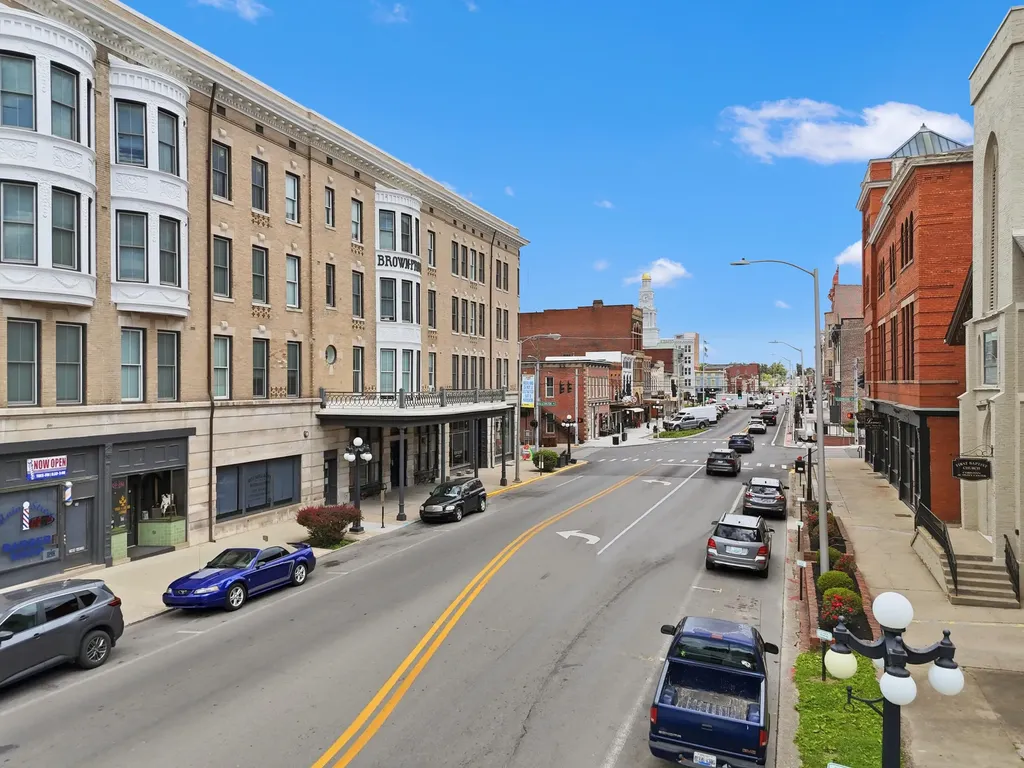 339 S Main Street Winchester KY 40391